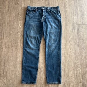 Lucky Brand Heritage Slim stretch denim jeans. Size 36